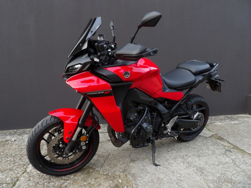 YAMAHA TRACER 9 4