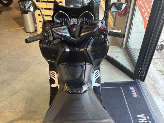 YAMAHA XP T-MAX 560 TECH MAX 4