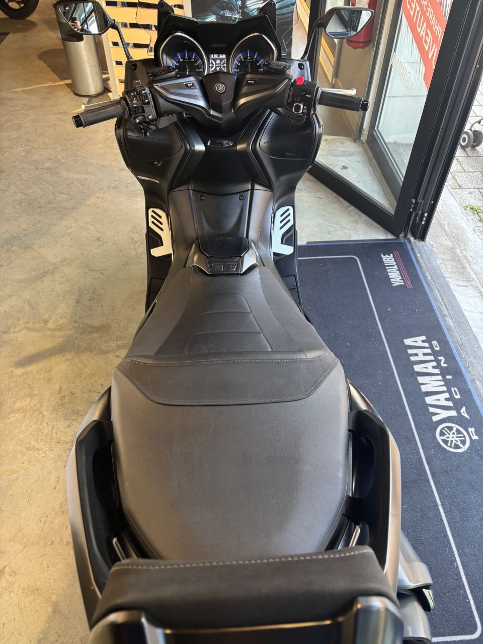 YAMAHA XP T-MAX 560 TECH MAX 4