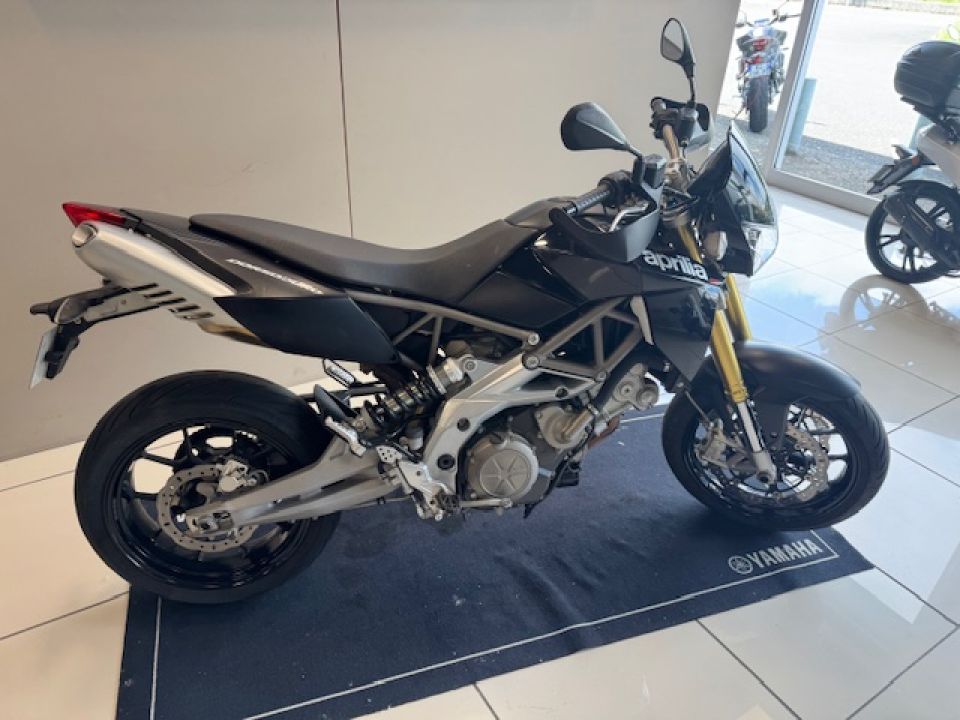 APRILIA DORSODURO 750 4