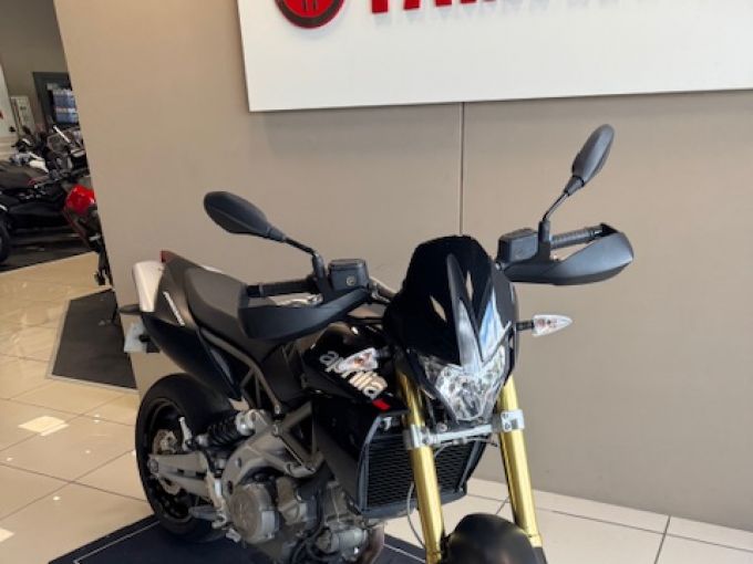 APRILIA DORSODURO 750 4