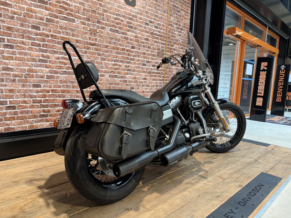 HARLEY-DAVIDSON DYNA STREET BOB 1584 4