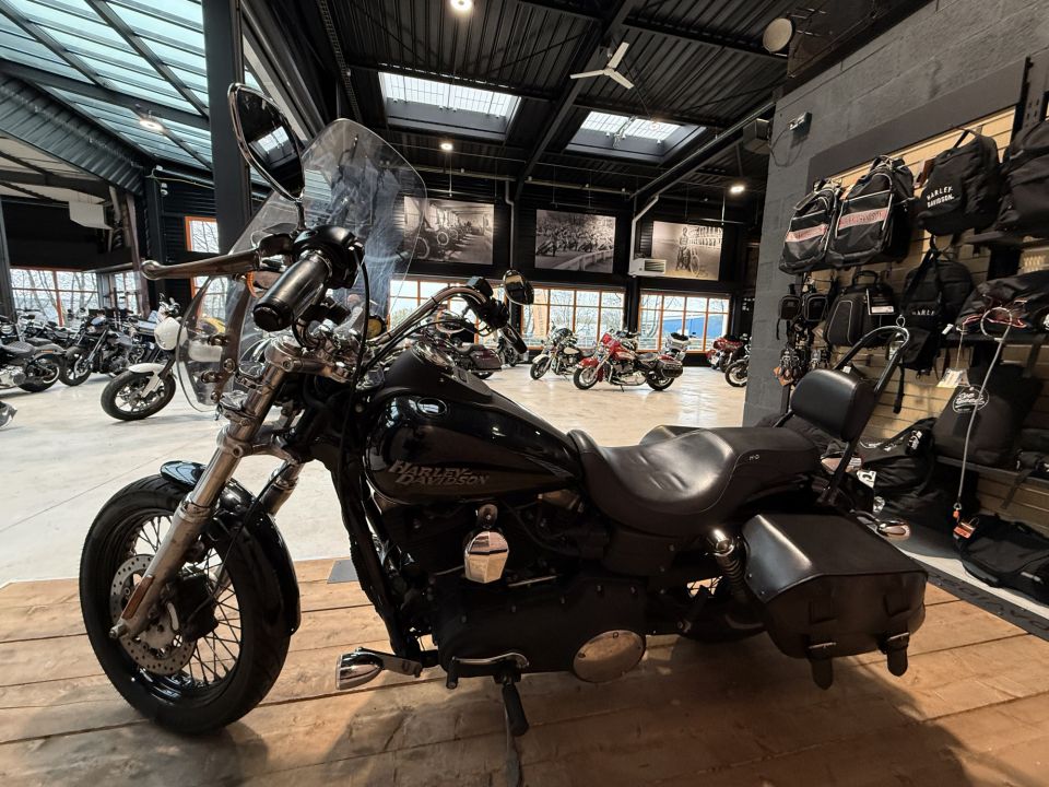 HARLEY-DAVIDSON DYNA STREET BOB 1584 4