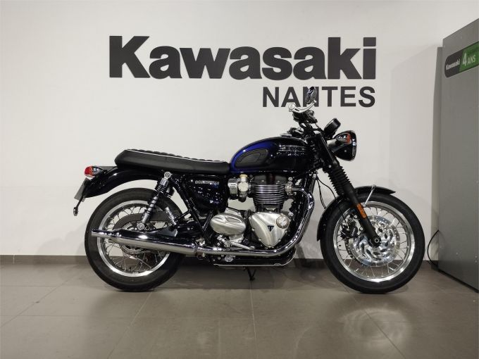 TRIUMPH BONNEVILLE T120 4