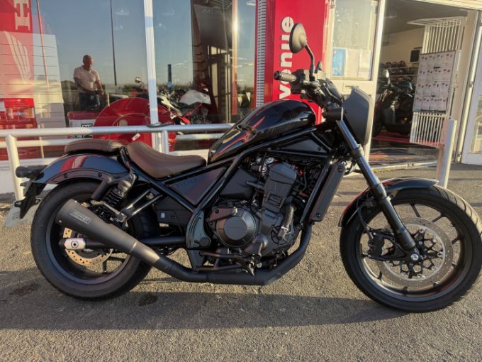 HONDA CMX1100 Rebel 4