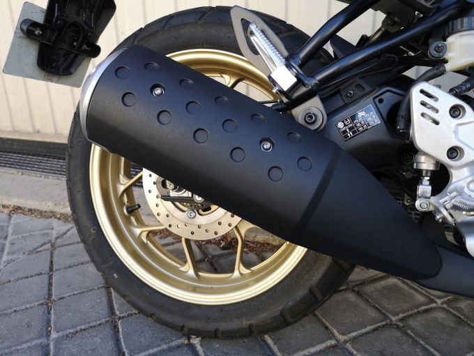YAMAHA XSR 125 4