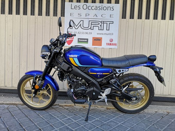 YAMAHA XSR 125 4