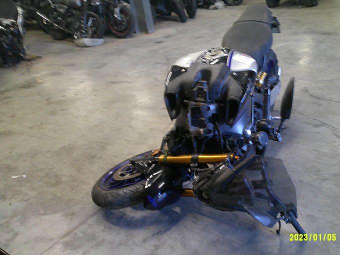 YAMAHA MT-09 SP 4