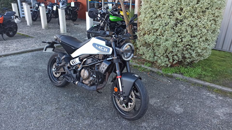 HUSQVARNA 401 VITPILEN 4