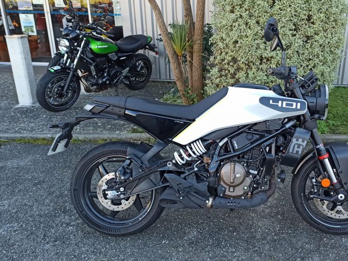 HUSQVARNA 401 VITPILEN 4