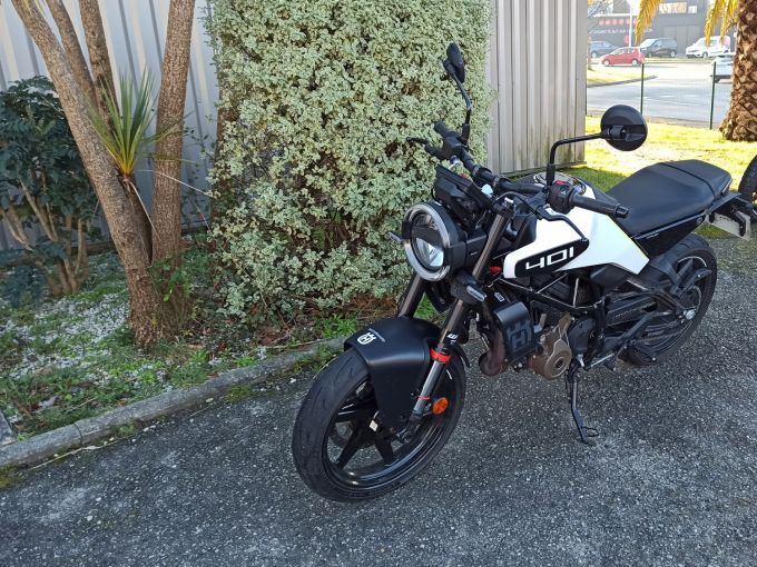 HUSQVARNA 401 VITPILEN 4