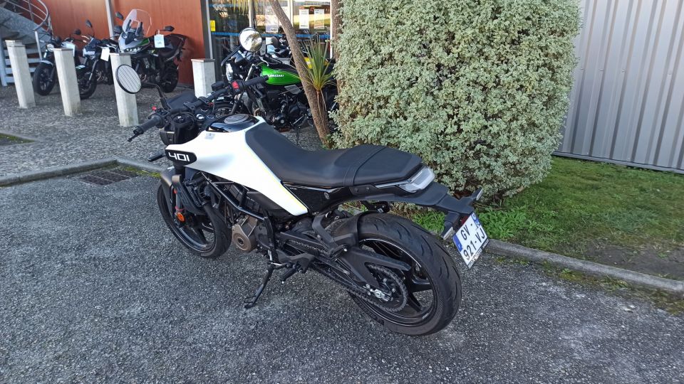 HUSQVARNA 401 VITPILEN 4