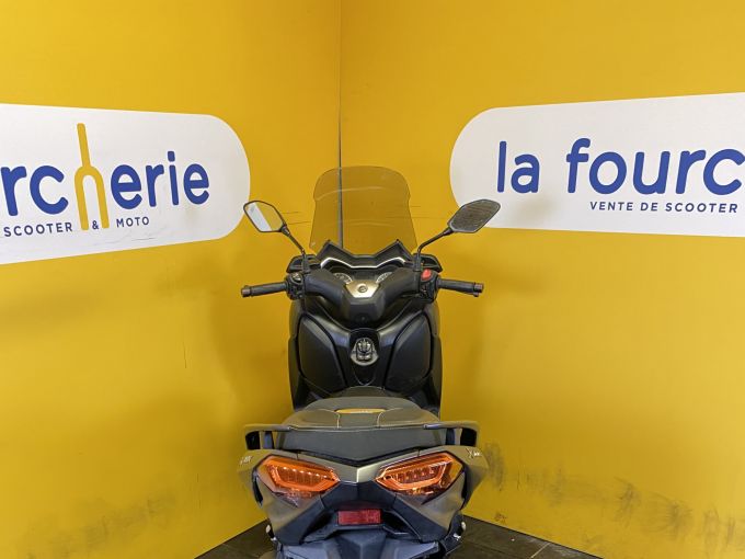 YAMAHA X-MAX 125 4