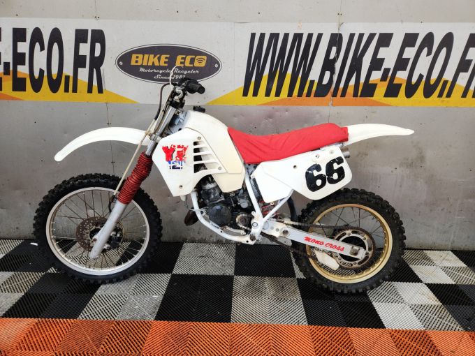 YAMAHA YZ 125 4
