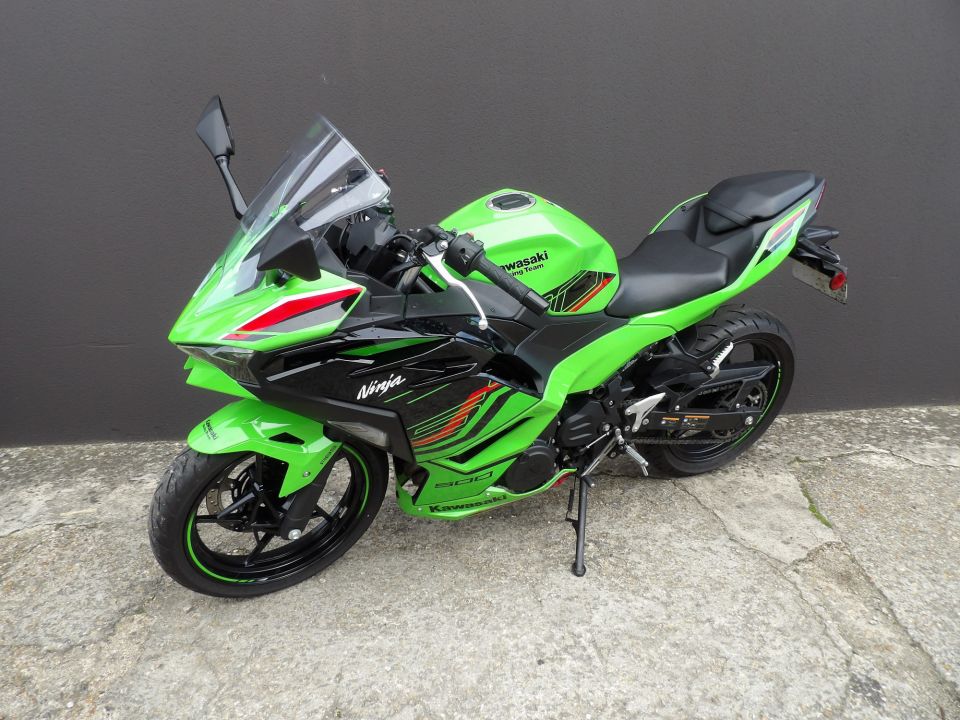 KAWASAKI Ninja 500 SE 4