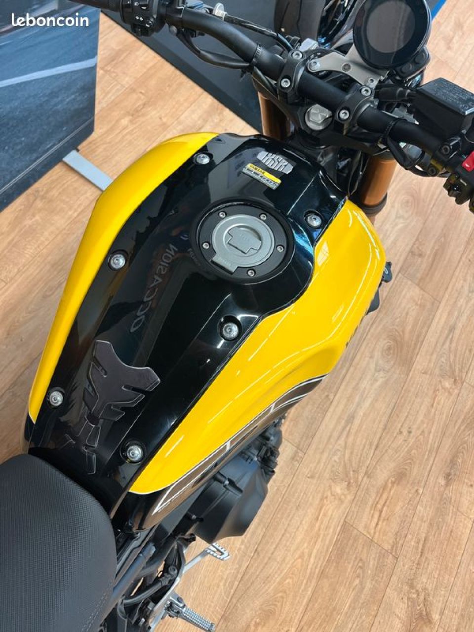 YAMAHA XSR 900 60' anniversaire 4