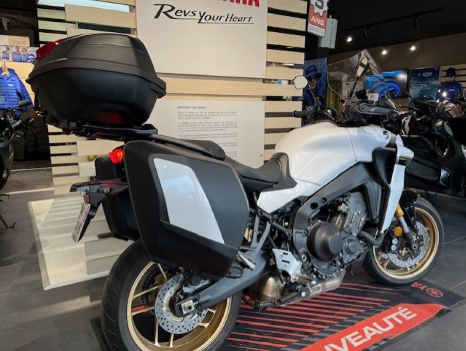 YAMAHA TRACER 9 GT 4