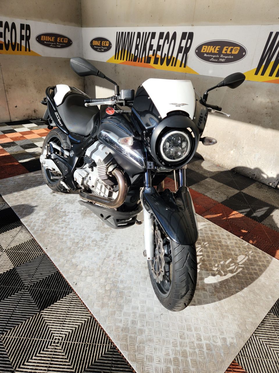 MOTO GUZZI 1200 SPORT 4