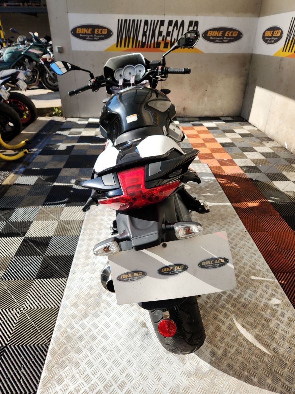 MOTO GUZZI 1200 SPORT 4