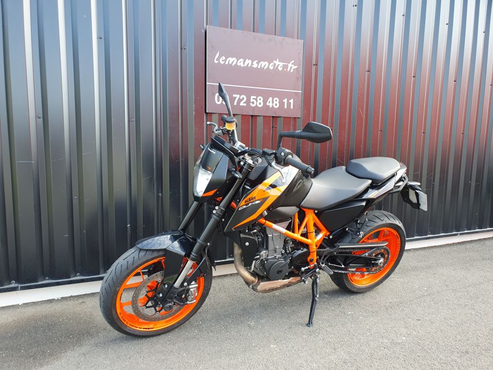 KTM 690 DUKE R 4
