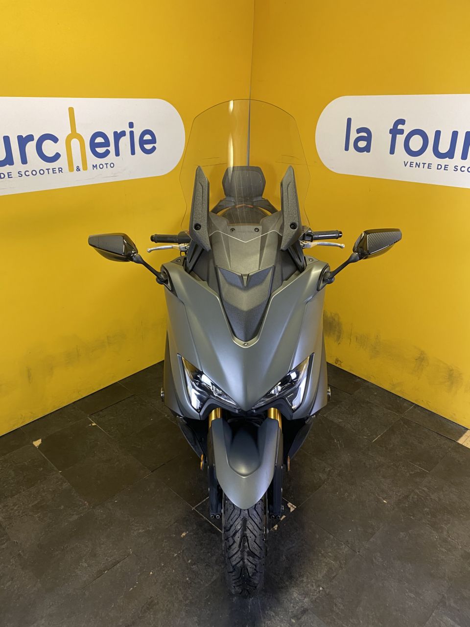 YAMAHA XP T-MAX 560 TECH MAX 4