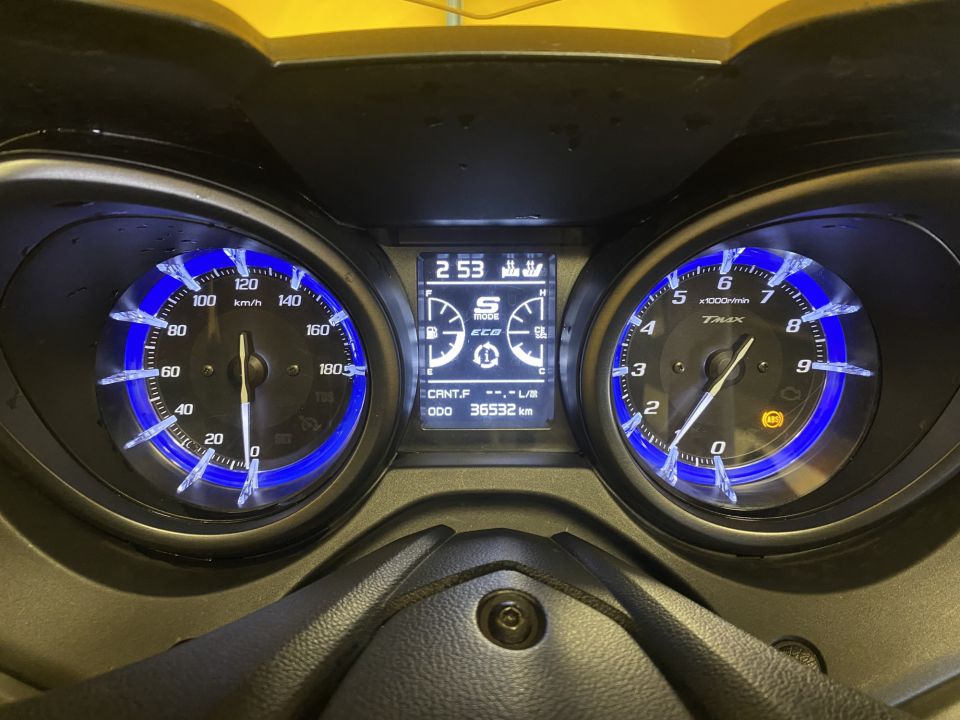 YAMAHA XP T-MAX 560 TECH MAX 4