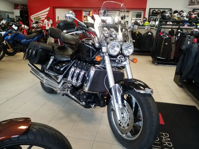TRIUMPH Rocket III 2300 4