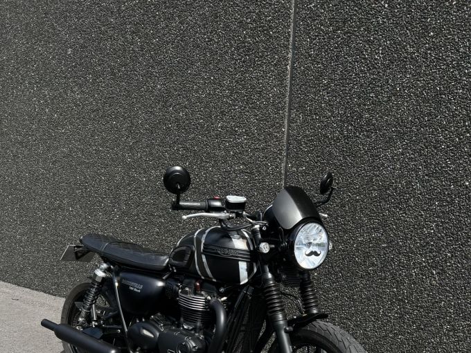TRIUMPH Bonneville T100 4