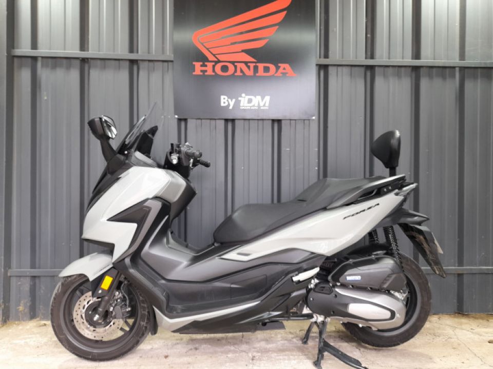 HONDA FORZA 125 ABS 4