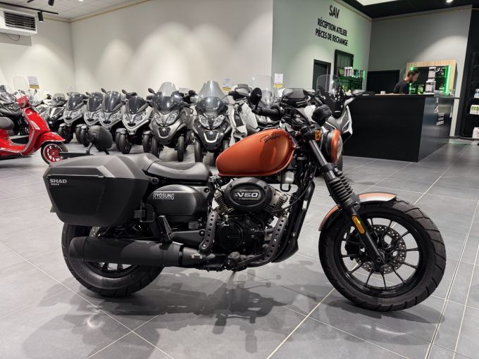 HYOSUNG GV AQUILA 125 4