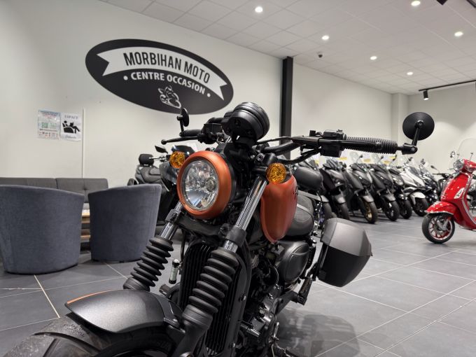 HYOSUNG GV AQUILA 125 4