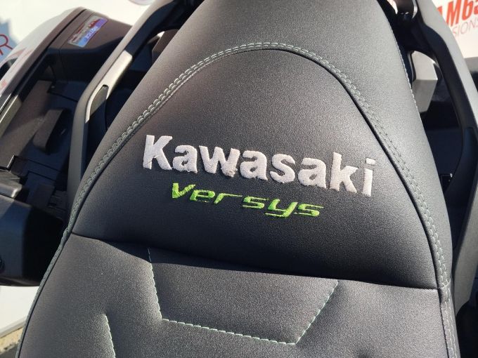 KAWASAKI VERSYS 650 4