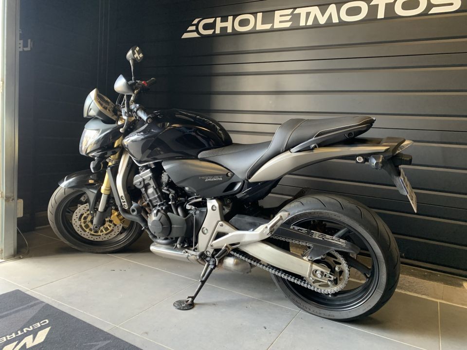 HONDA CB 600 F HORNET 4