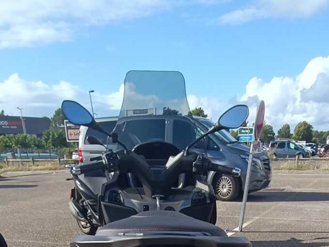 PIAGGIO MP3 530 HPE EXCLUSIVE 4