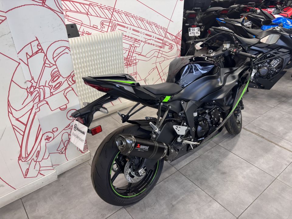 KAWASAKI ZX-6R 636 4