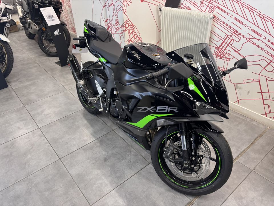 KAWASAKI ZX-6R 636 4
