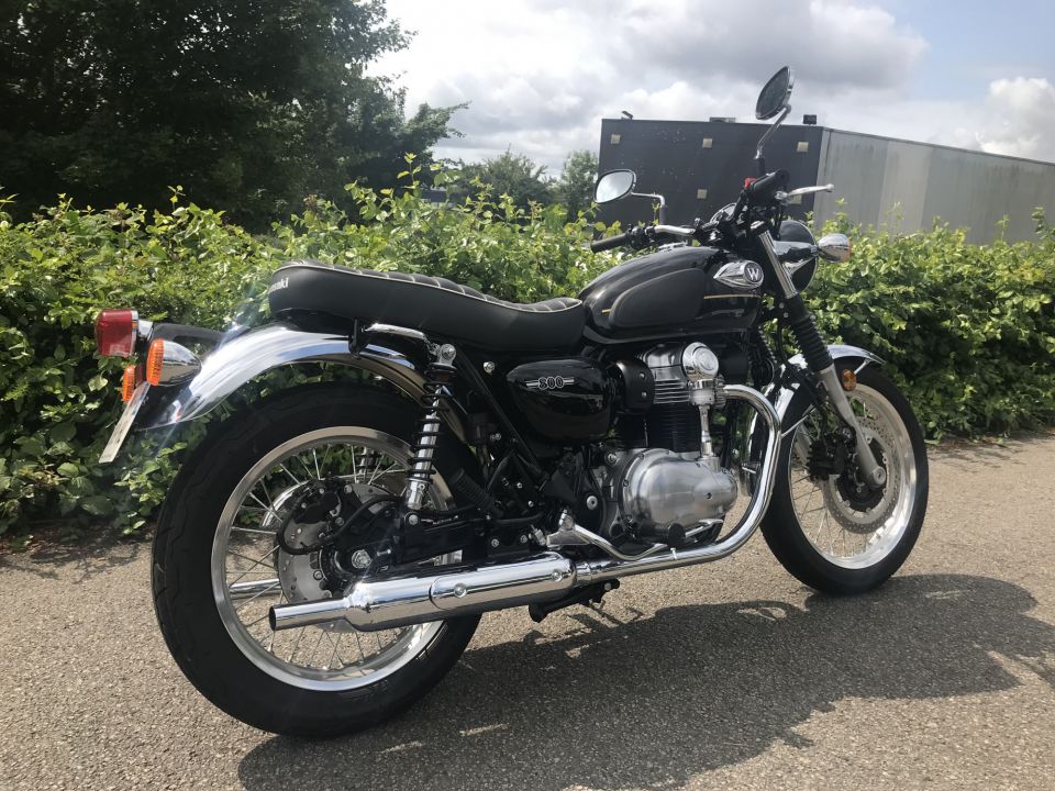KAWASAKI W 800 4