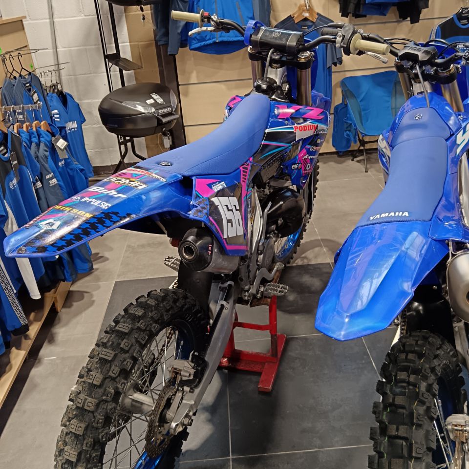 YAMAHA YZ 125 4