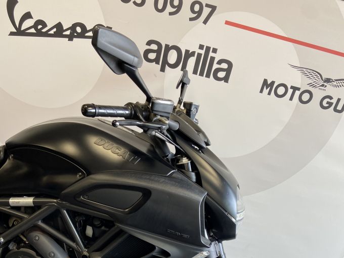 DUCATI DIAVEL 4