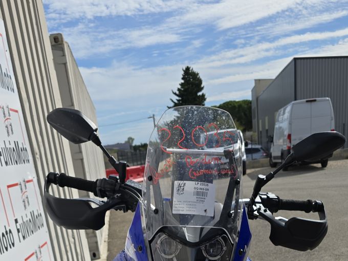 YAMAHA XTZ TENERE 700 4