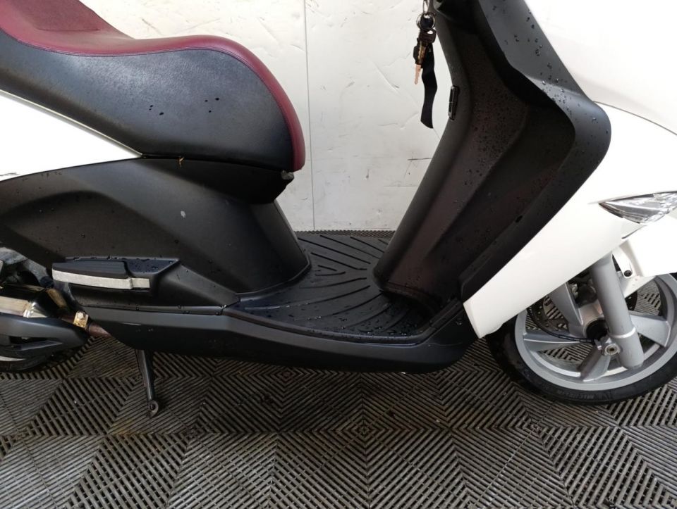 PEUGEOT CITYSTAR 125 4