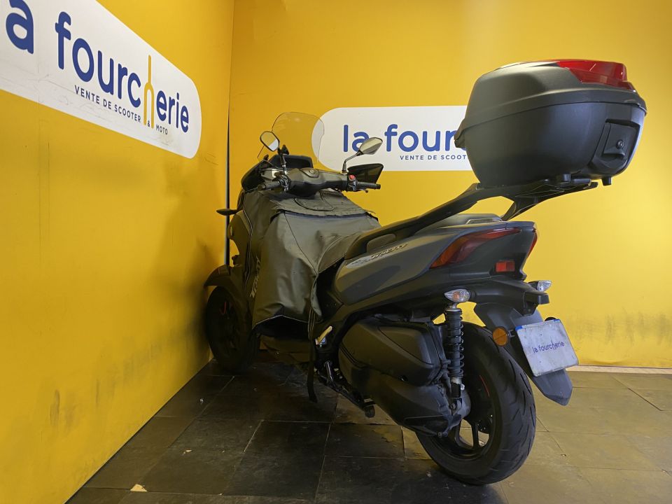 YAMAHA TRICITY 300 4