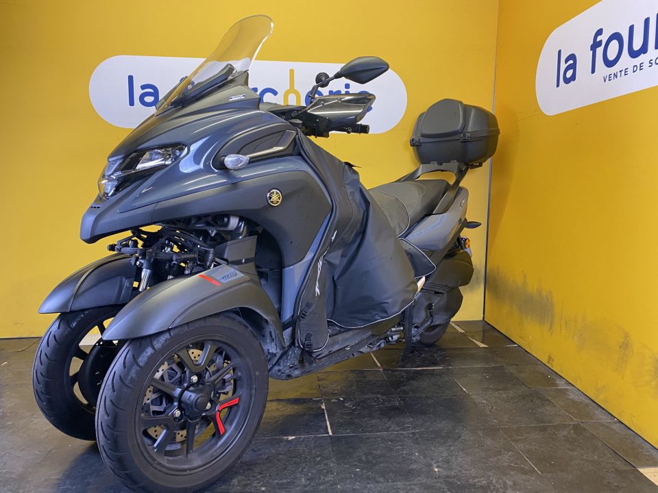 YAMAHA TRICITY 300 4