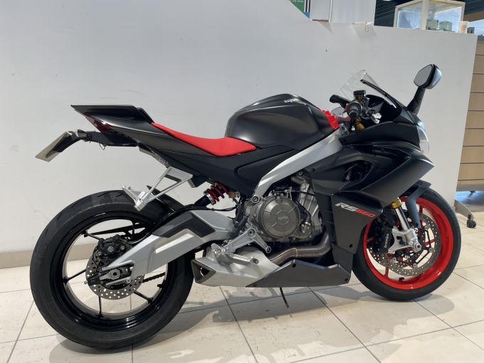APRILIA RS 660 ABS 4