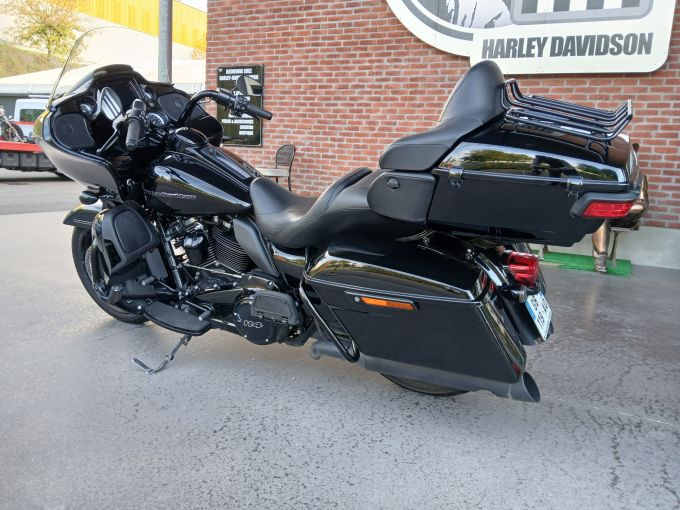 HARLEY-DAVIDSON TOURING ROAD GLIDE 1868 LIMITED 4