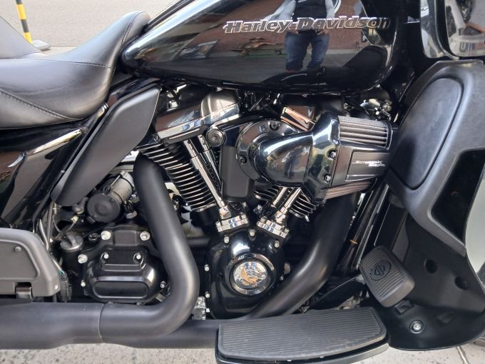 HARLEY-DAVIDSON TOURING ROAD GLIDE 1868 LIMITED 4