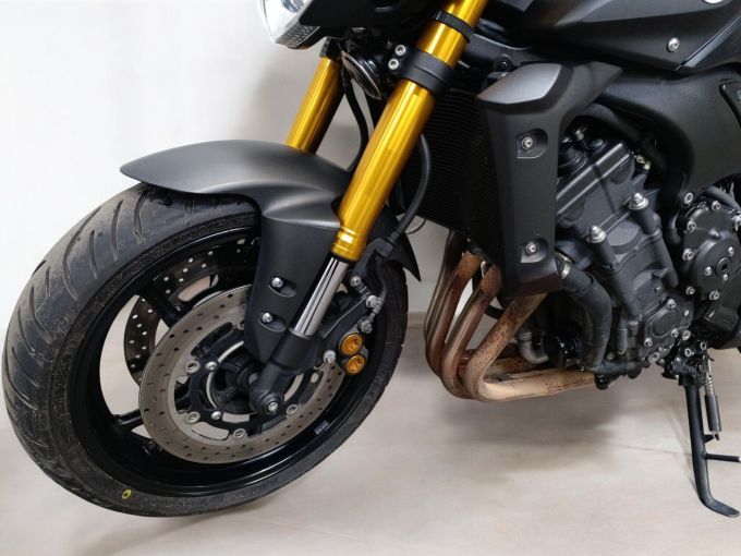 YAMAHA FZ8 4