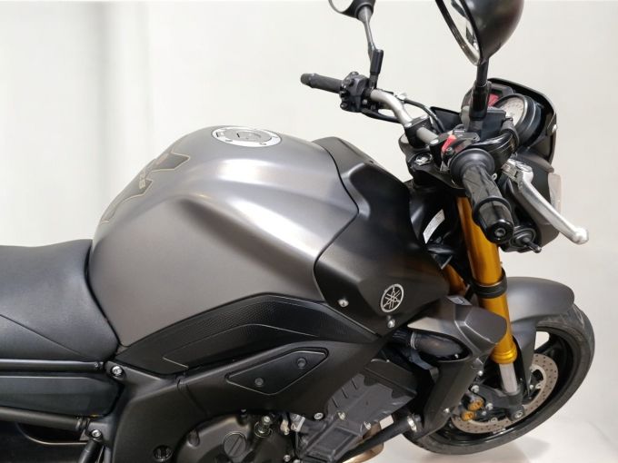 YAMAHA FZ8 4