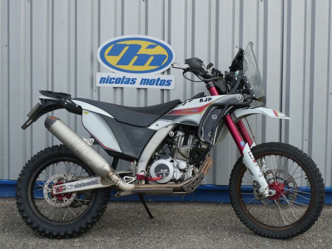 AJP PR7 4
