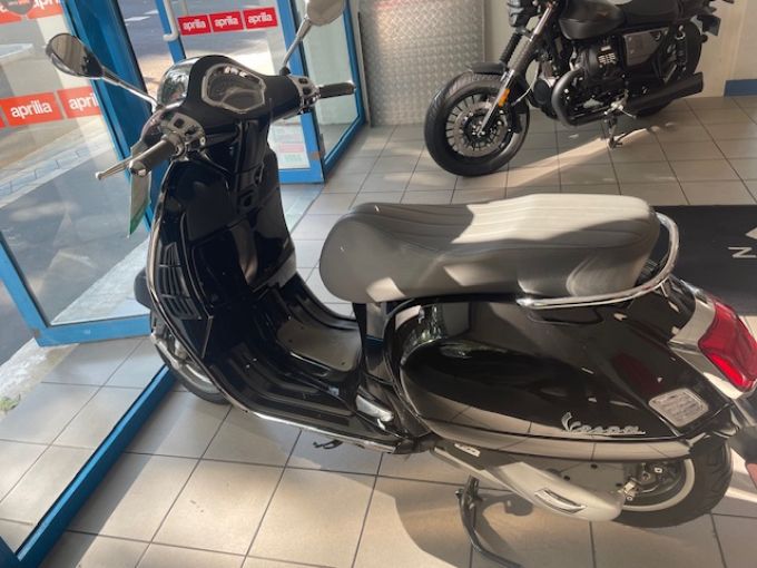PIAGGIO GTS 125 4